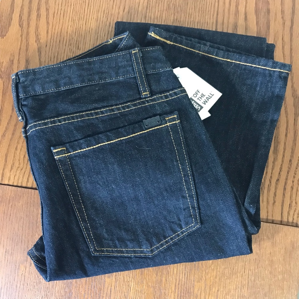 Vans Men’s dark wash jeans